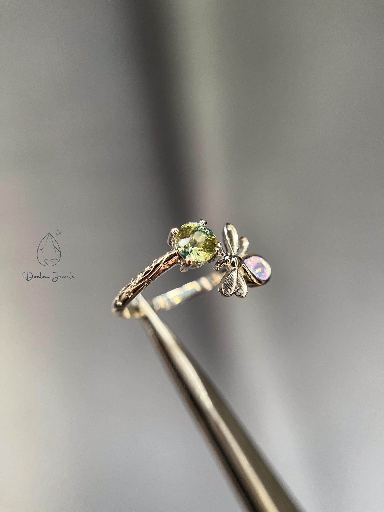 Summer Party Ring (Bee edition)