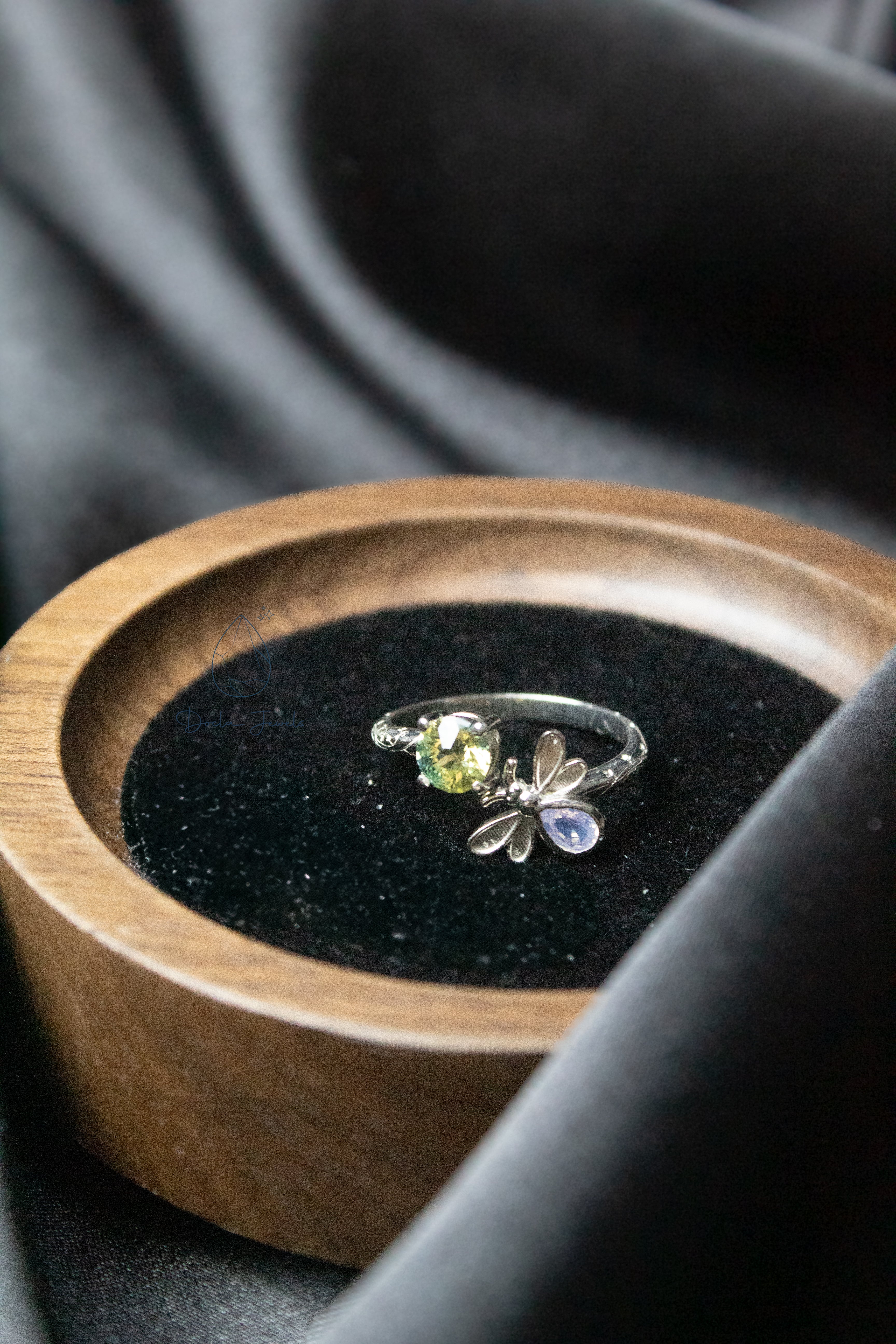 Summer Party Ring (Bee edition)