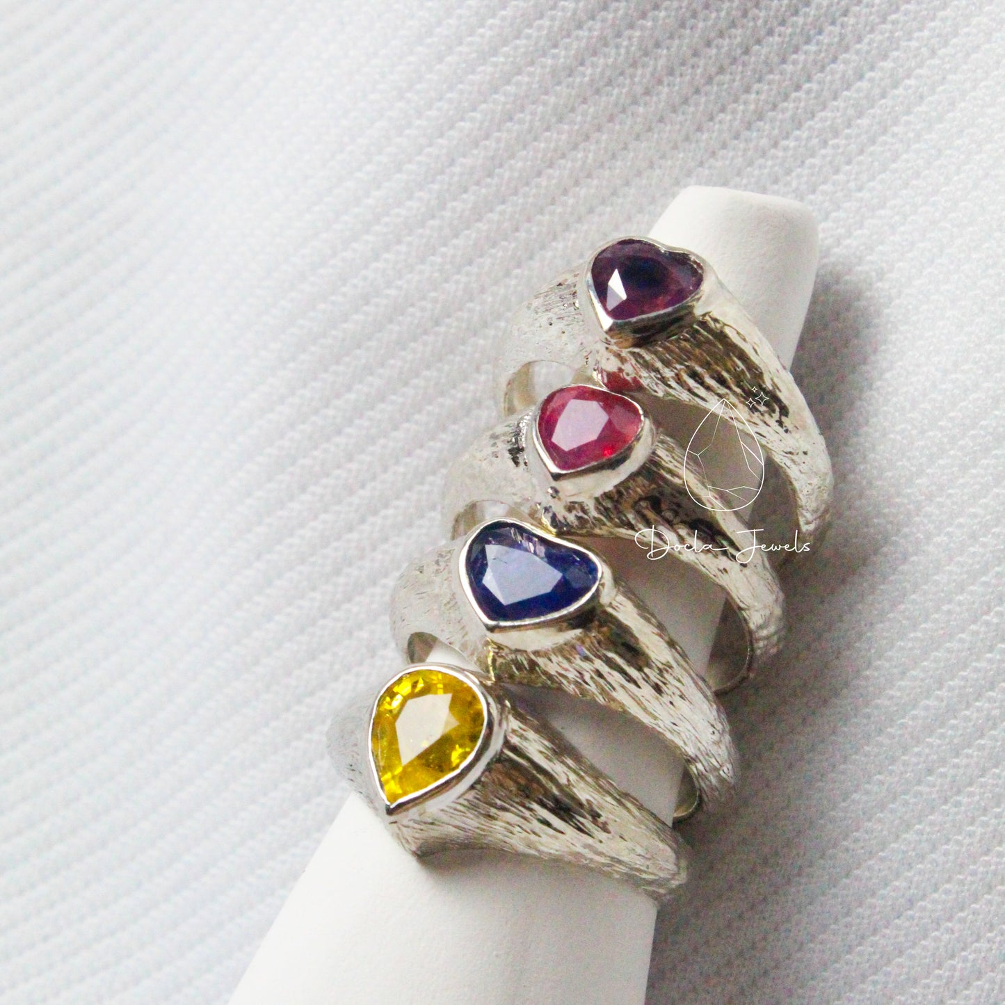 Golden Heart of Oak Ring