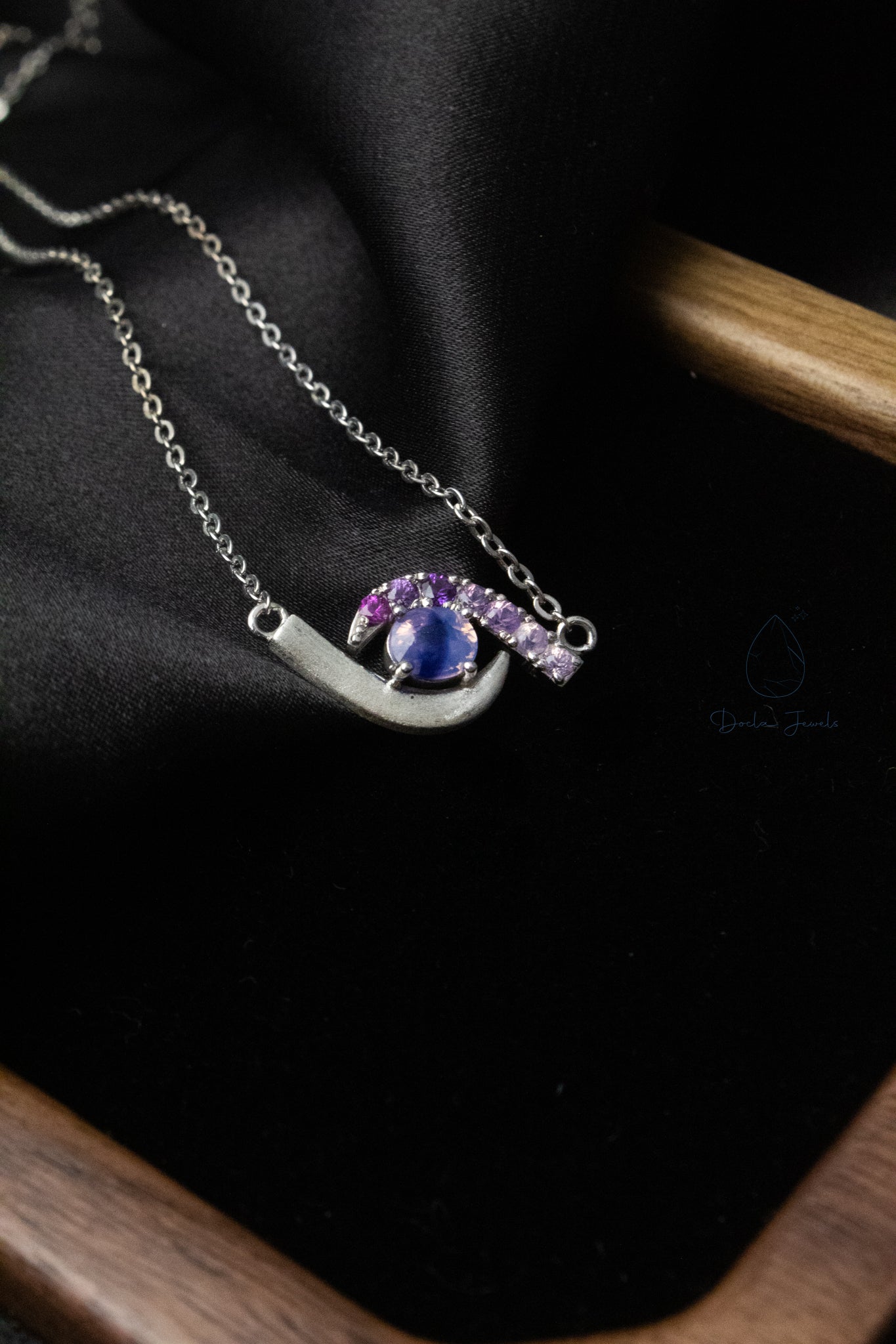 Eye-Inspired Necklace