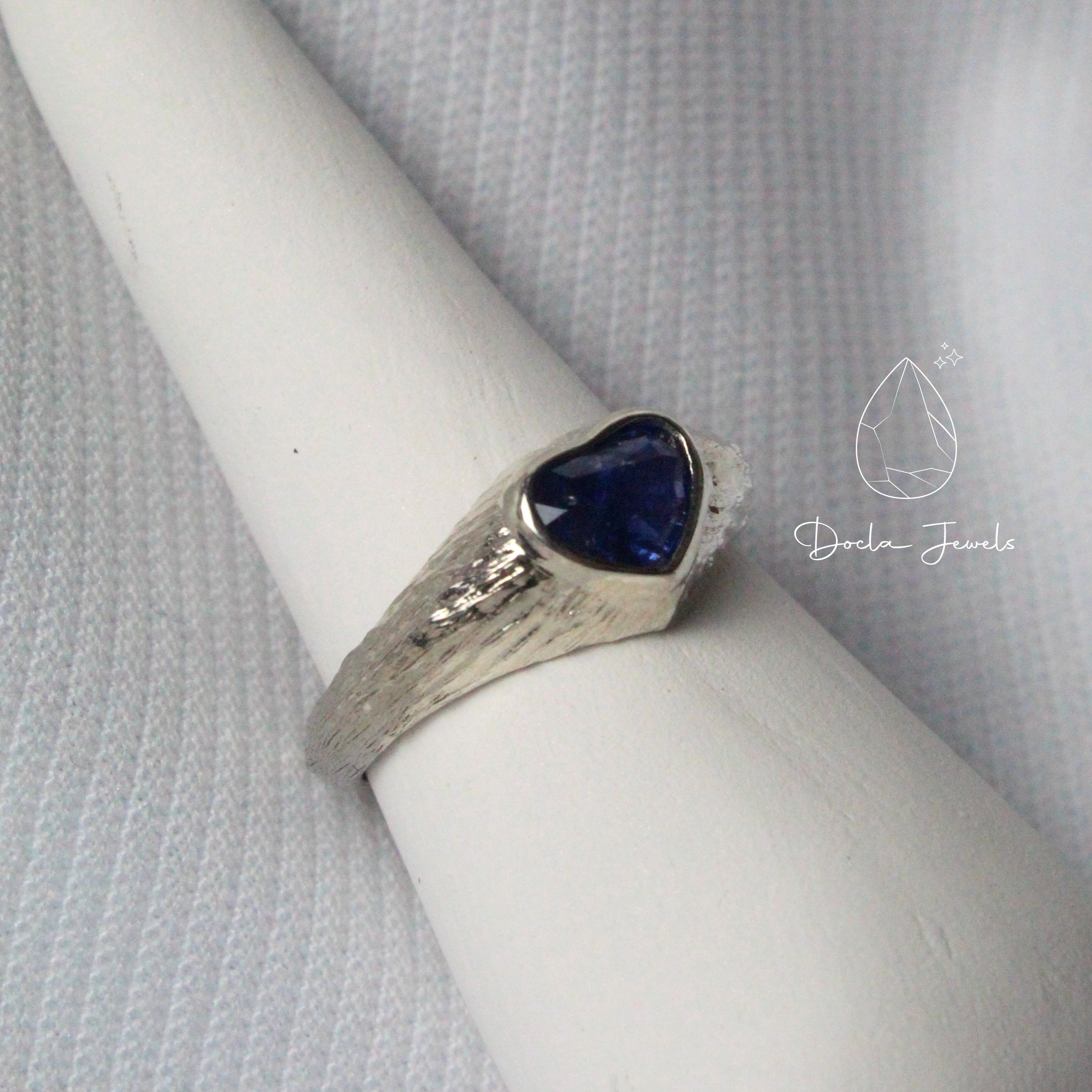 Heart of Oak Ring
